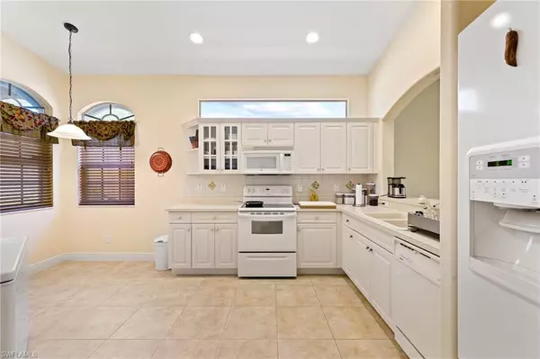 Naples, FL 34119,8612 Ibis Cove CIR