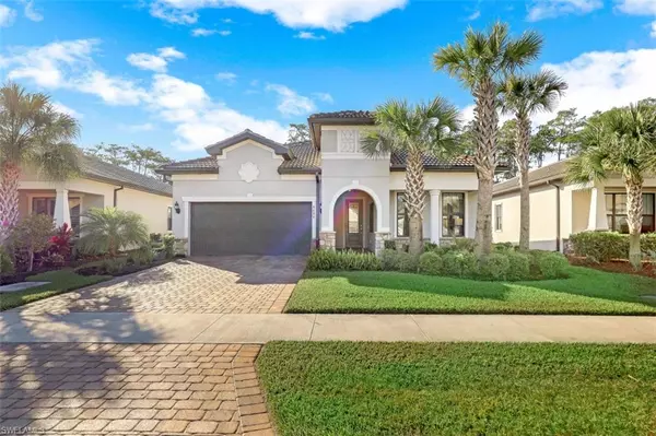 9406 GREYHAWK TRL, Naples, FL 34120