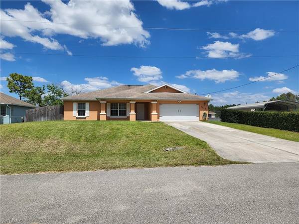 3012 47th ST W, Lehigh Acres, FL 33971