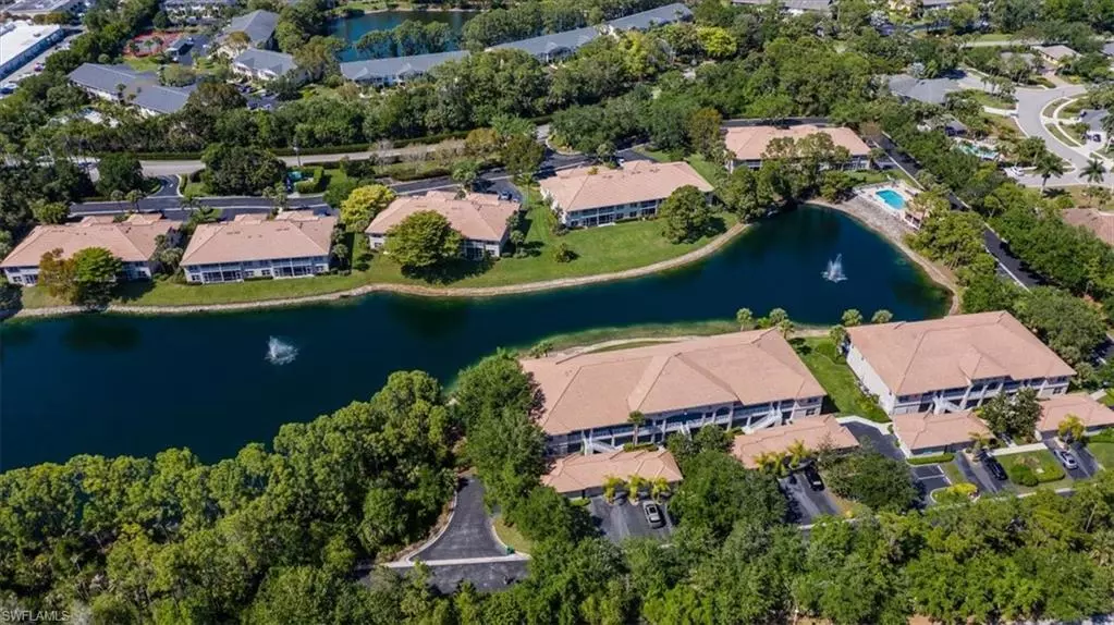 Naples, FL 34110,1128 Manor Lake DR #G-203