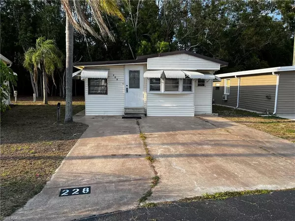 North Fort Myers, FL 33903,228 Caravan CIR