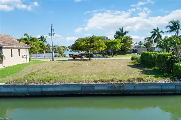 Marco Island, FL 34145,1108 Winterberry DR
