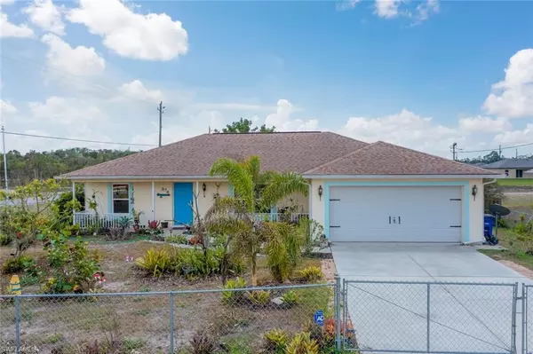 854 Woodridge CIR, Fort Myers, FL 33913