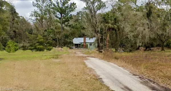 212 N Maryland AVE, East Palatka, FL 32131