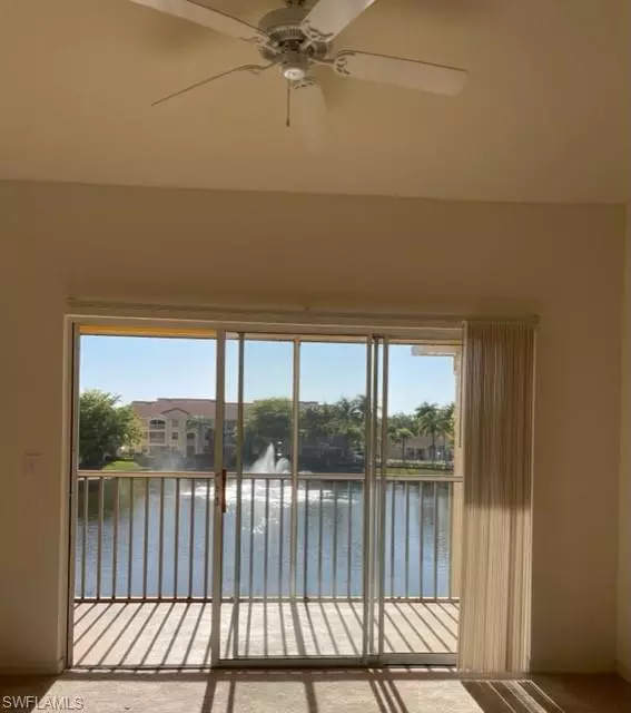 Naples, FL 34109,4700 Saint Croix LN #333