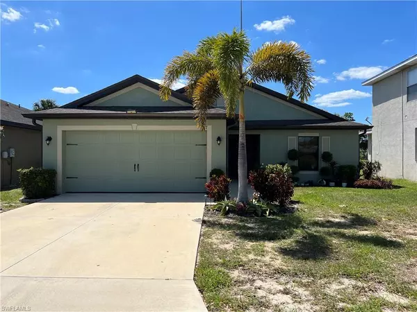 387 Shadow Lakes DR, Lehigh Acres, FL 33974