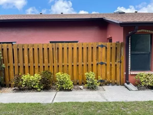 Cape Coral, FL 33914,822 SW 47th TER #211