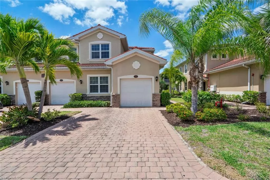 Fort Myers, FL 33919,8564 Oakshade CIR #202