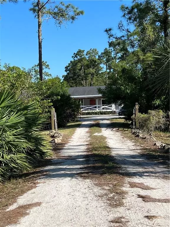 Clewiston, FL 33440,2511 Christopher LN