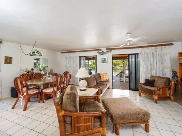 Sanibel, FL 33957,469 Lake Murex CIR