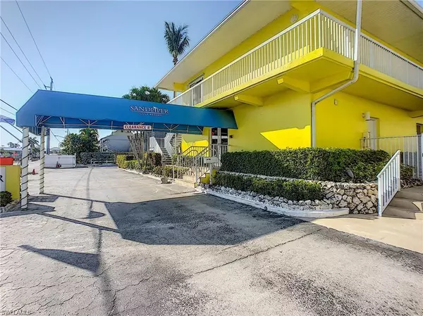 Fort Myers Beach, FL 33931,5530 Estero BLVD #238