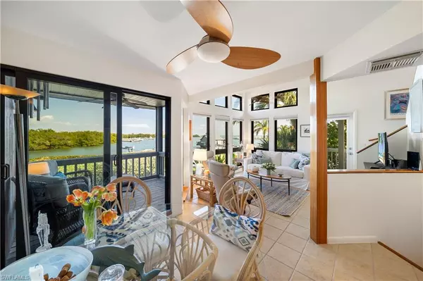 Upper Captiva, FL 33924,370 Townhouse Lane 67