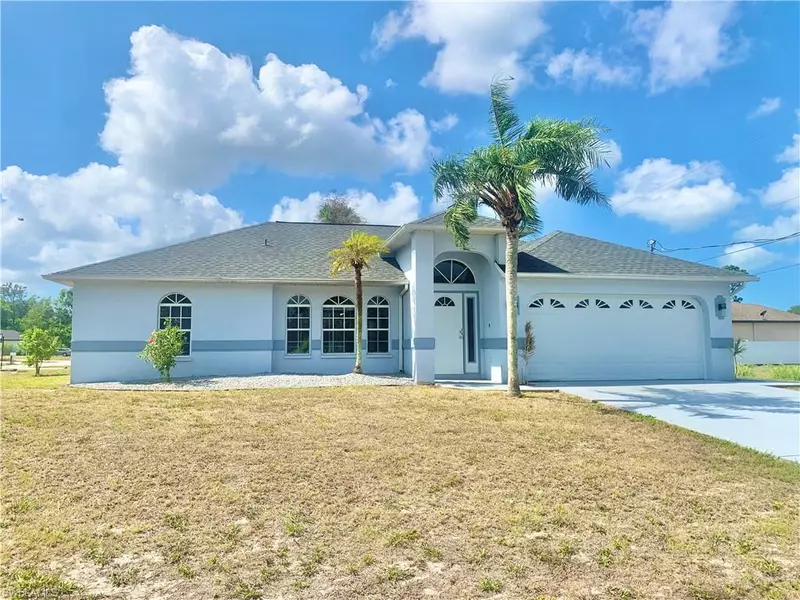 8332 Caloosa RD, Fort Myers, FL 33967