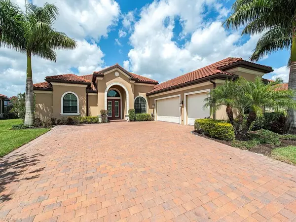 1508 Mockingbird DR, Naples, FL 34120