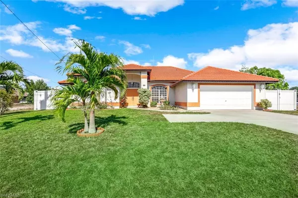 1425 Country Club BLVD, Cape Coral, FL 33990