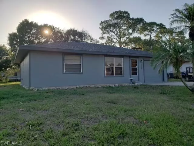 18588 Bradenton RD, Fort Myers, FL 33967