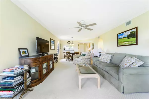 Naples, FL 34113,265 Deerwood CIR #15-10