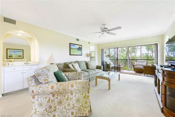 Naples, FL 34113,265 Deerwood CIR #15-10