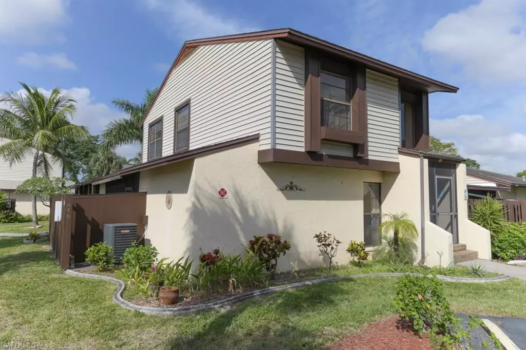 Cape Coral, FL 33990,646 SE 12th CT #18