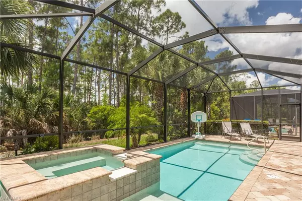 Naples, FL 34119,4419 Raffia Palm CIR