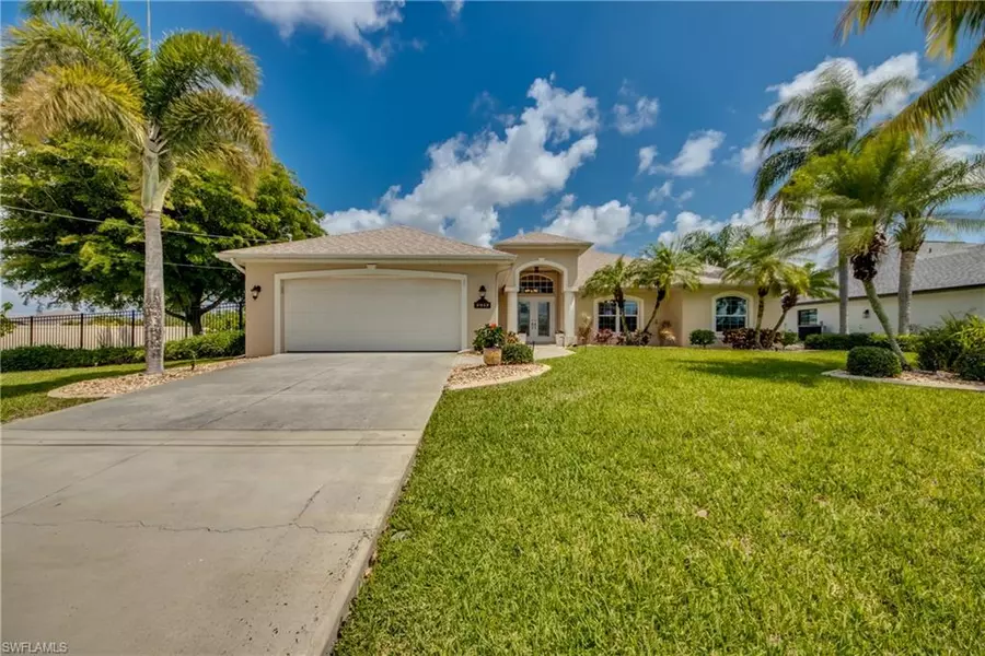 2013 SW 31st TER, Cape Coral, FL 33914