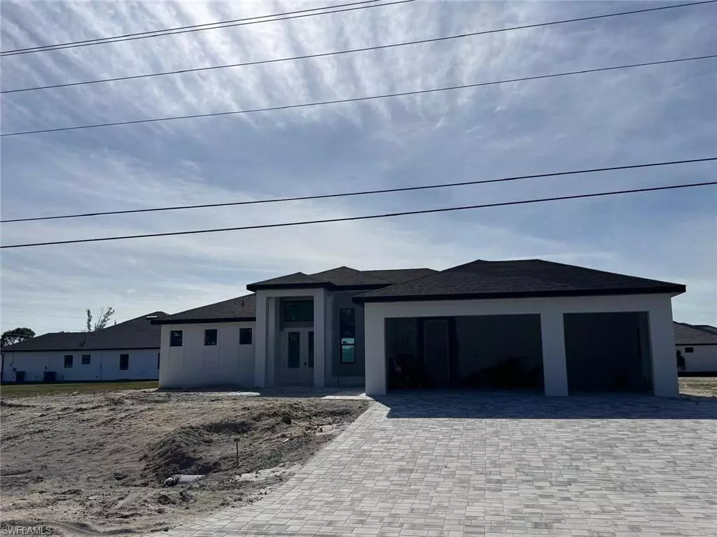 Cape Coral, FL 33993,3304 Kismet PKY W