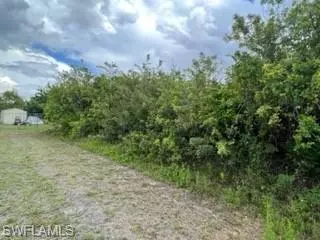 Lehigh Acres, FL 33976,4116 15th ST SW