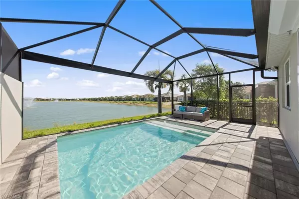 Naples, FL 34114,14802 Edgewater CIR