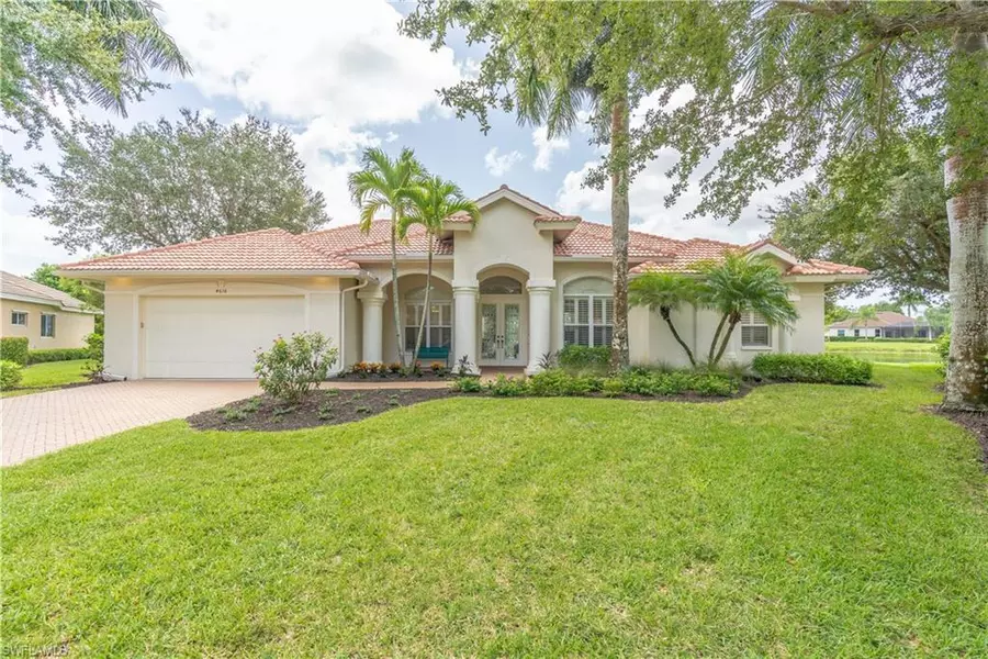 4616 Snowy Egret DR, Naples, FL 34119