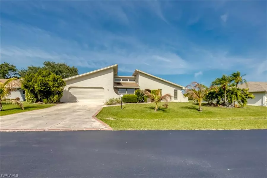 19900 Petrucka CIR, Lehigh Acres, FL 33936