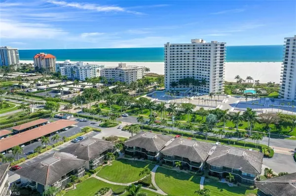 Marco Island, FL 34145,633 Seaview CT #M-4