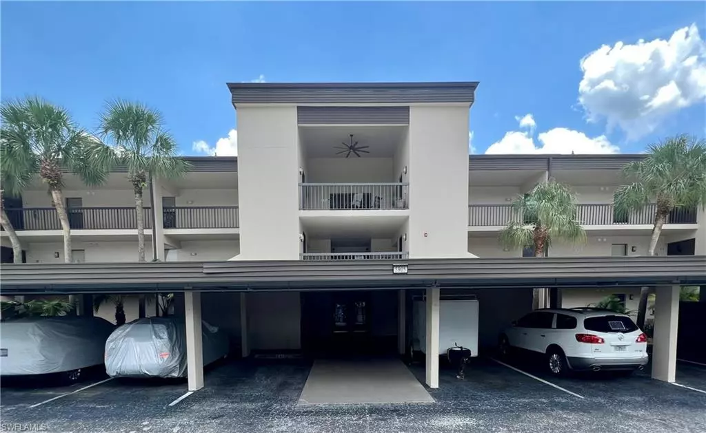 Fort Myers, FL 33907,5905 Trailwinds DR #813