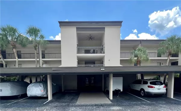 5905 Trailwinds DR #813, Fort Myers, FL 33907