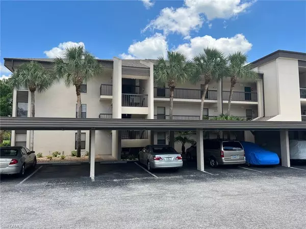 Fort Myers, FL 33907,5905 Trailwinds DR #813