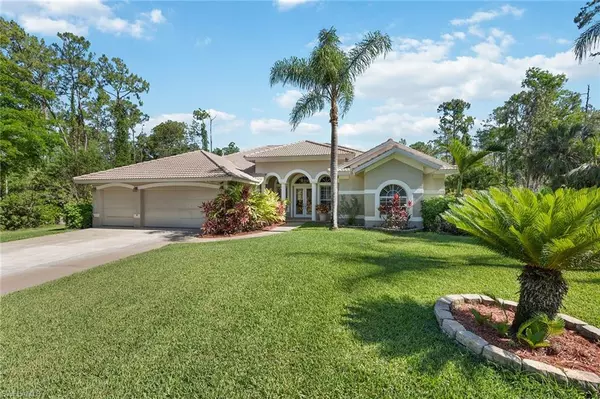 3831 3rd AVE NW, Naples, FL 34120