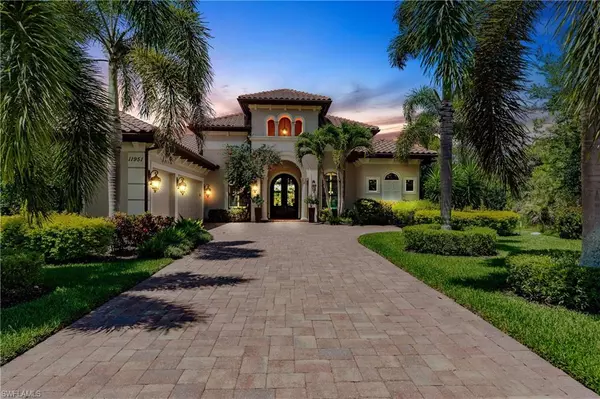 Naples, FL 34120,11951 Maidstone CT