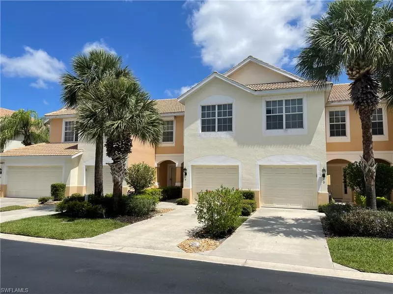 8461 Village Edge CIR #4, Fort Myers, FL 33919