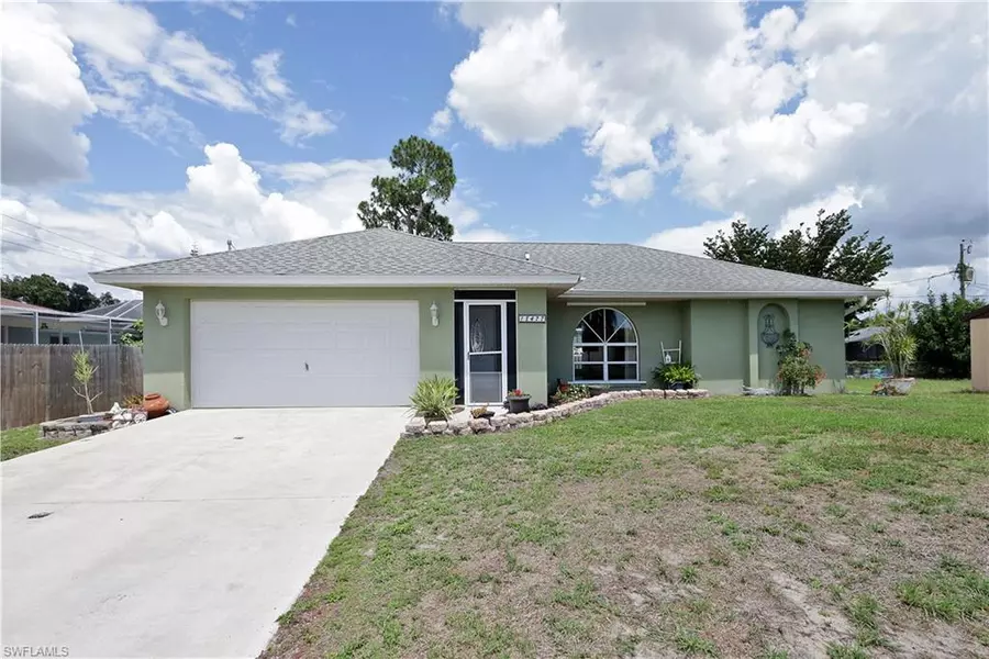 18477 Winter Haven RD, Fort Myers, FL 33967