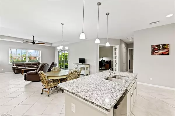 Cape Coral, FL 33914,2893 Sunset Pointe CIR