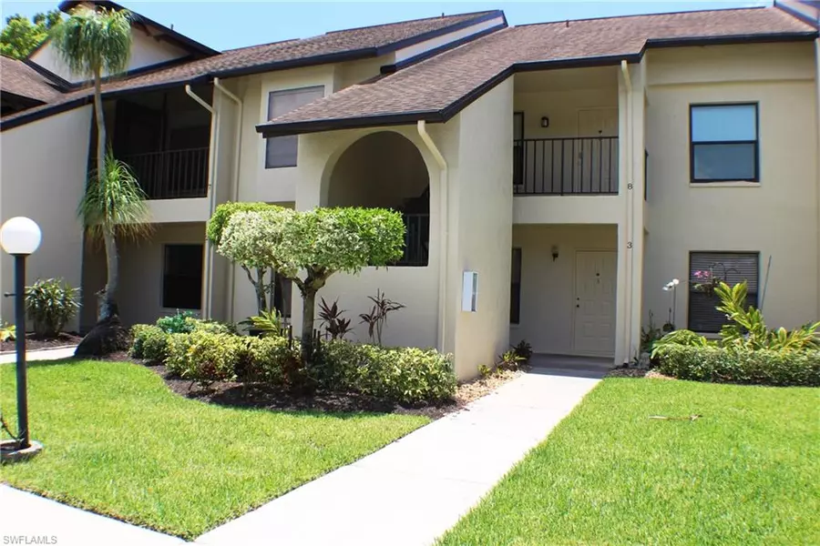 8382 Charter Club CIR #3, Fort Myers, FL 33919