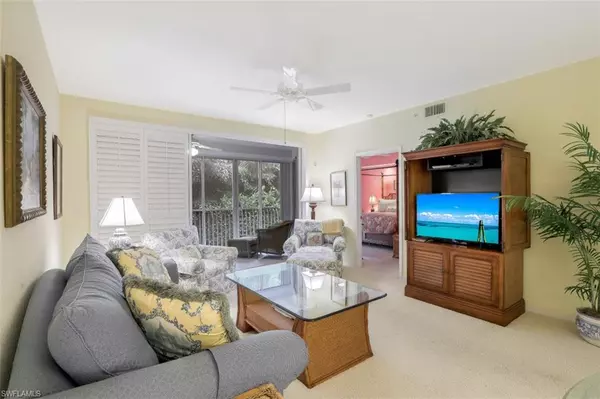 Naples, FL 34108,7725 Pebble Creek CIR #8-104