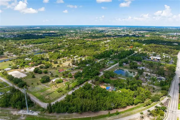 63rd St SW, Naples, FL 34105