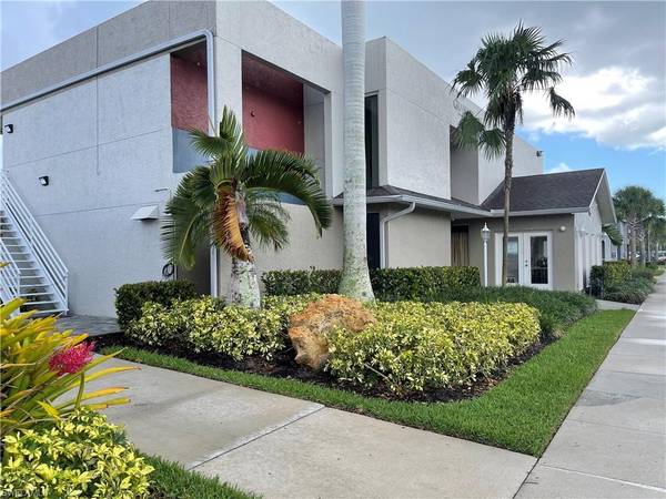 108 Santa Clara DR #5, Naples, FL 34104