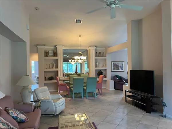 Naples, FL 34109,1595 Winding Oaks WAY #202