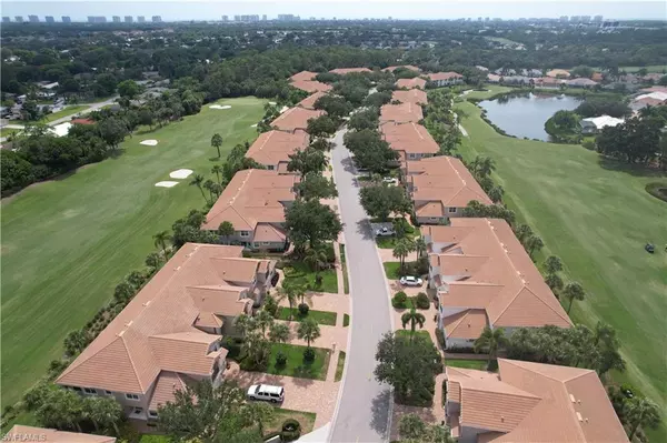 Naples, FL 34109,1595 Winding Oaks WAY #202