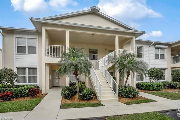 1240 Sarah Jean CIR #M-202, Naples, FL 34110