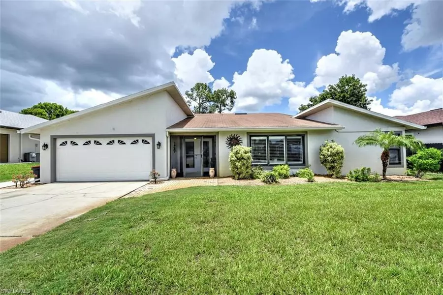 8237 Pennsylvania BLVD, Fort Myers, FL 33967