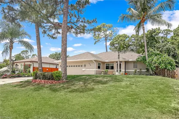 Bonita Springs, FL 34135,27150 Richview CT