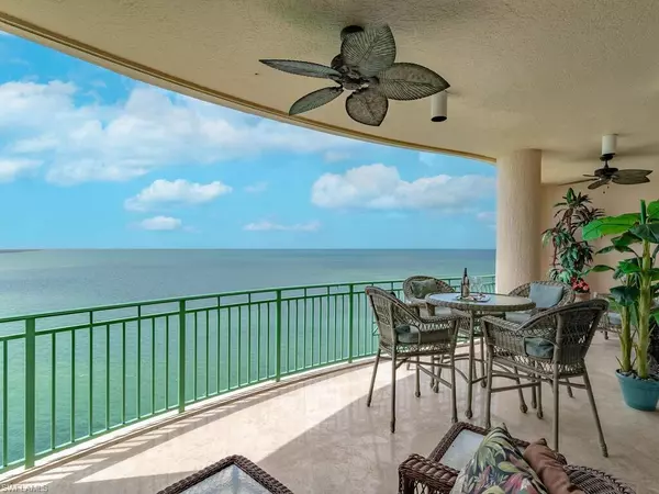 Marco Island, FL 34145,970 Cape Marco DR #2002