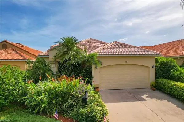 157 Vista LN, Naples, FL 34119